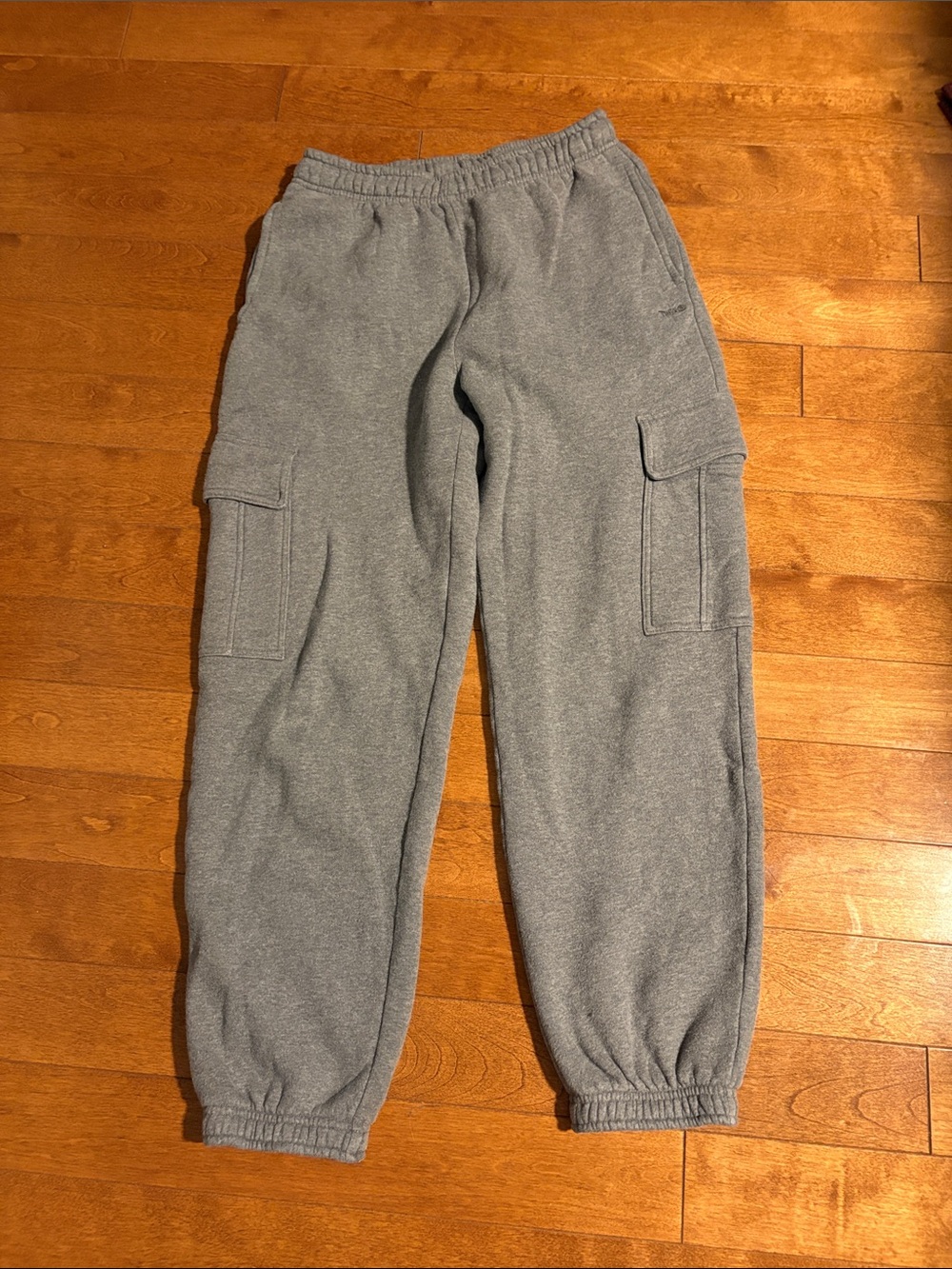 Aritzia TNA cargo sweatpants
